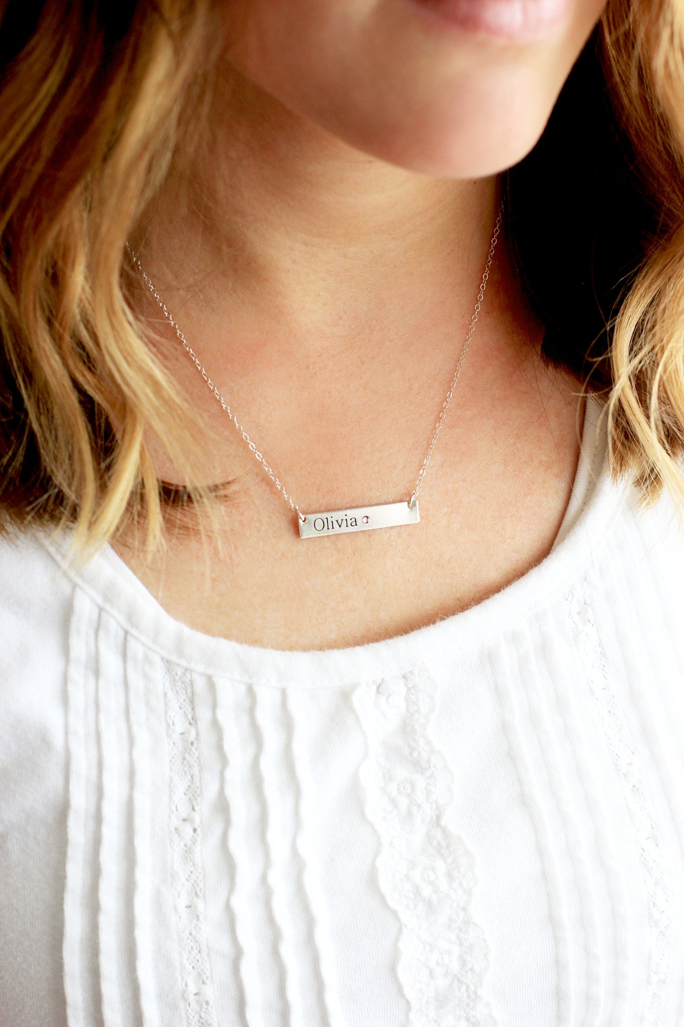 Thick best sale bar necklace