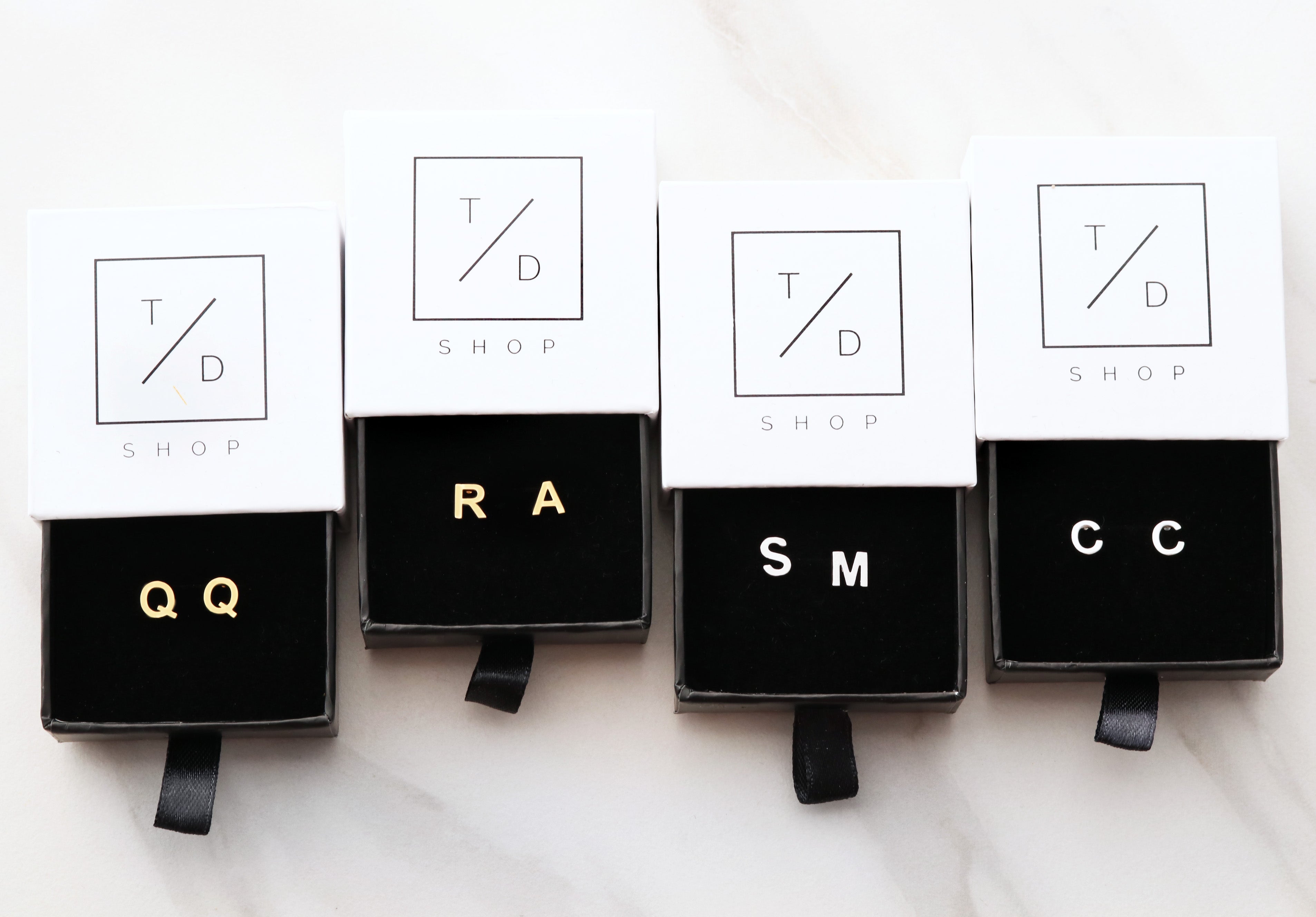 Tom's earring holders sales