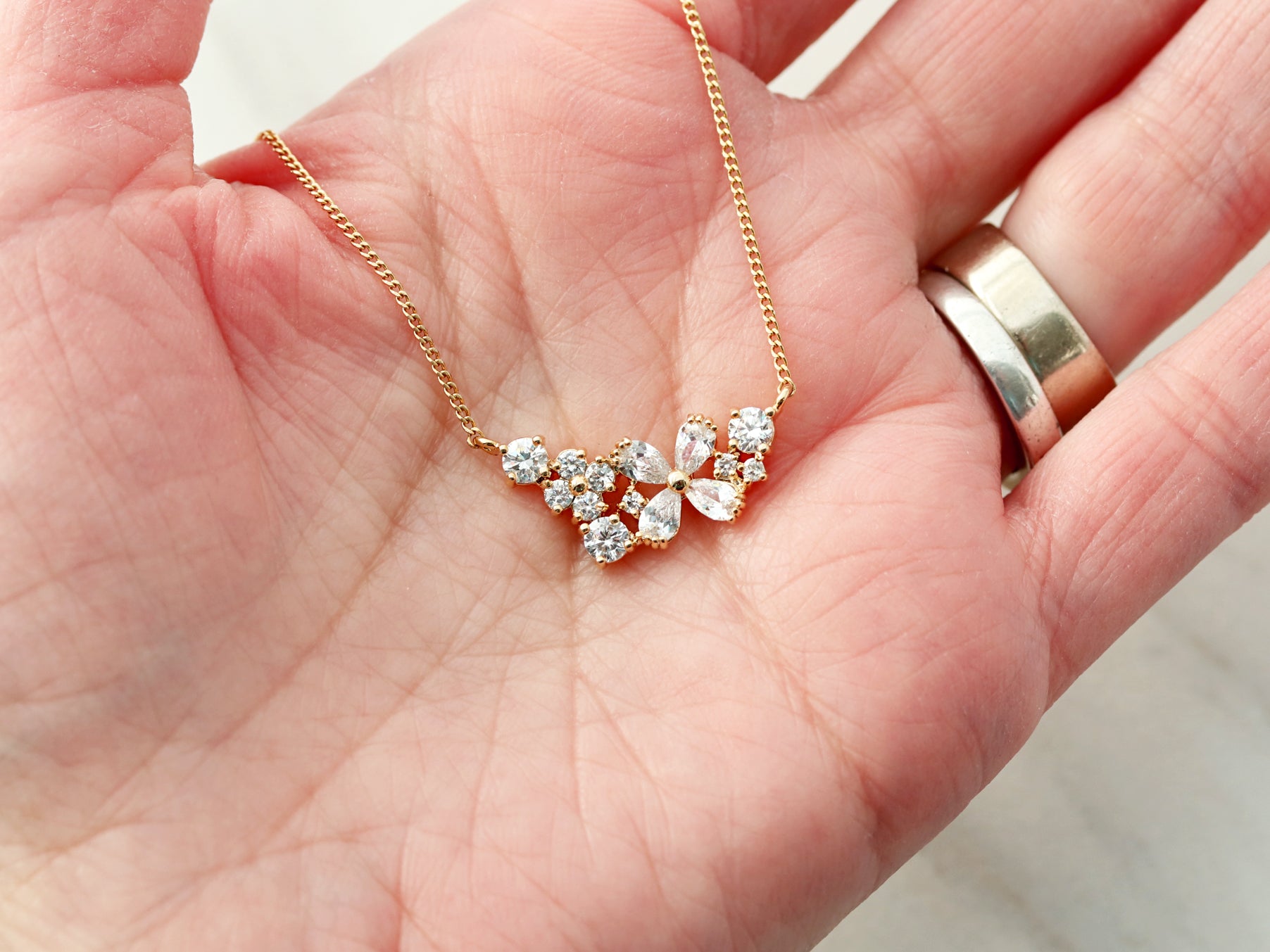 Flower on sale cluster necklace